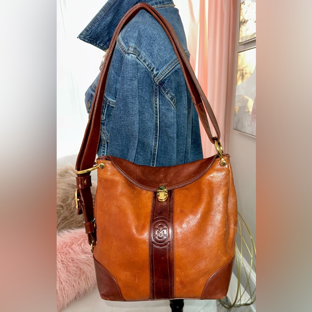 VINTAGE LIKE NEW MARINO ORLANDI LARGE ITALIAN LEATHER CONVERTIBLE SHOULDER SLING
